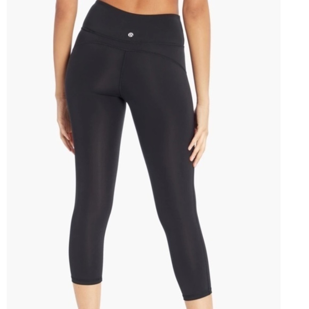 Black Marika Sport Athletic Capri Leggings Large